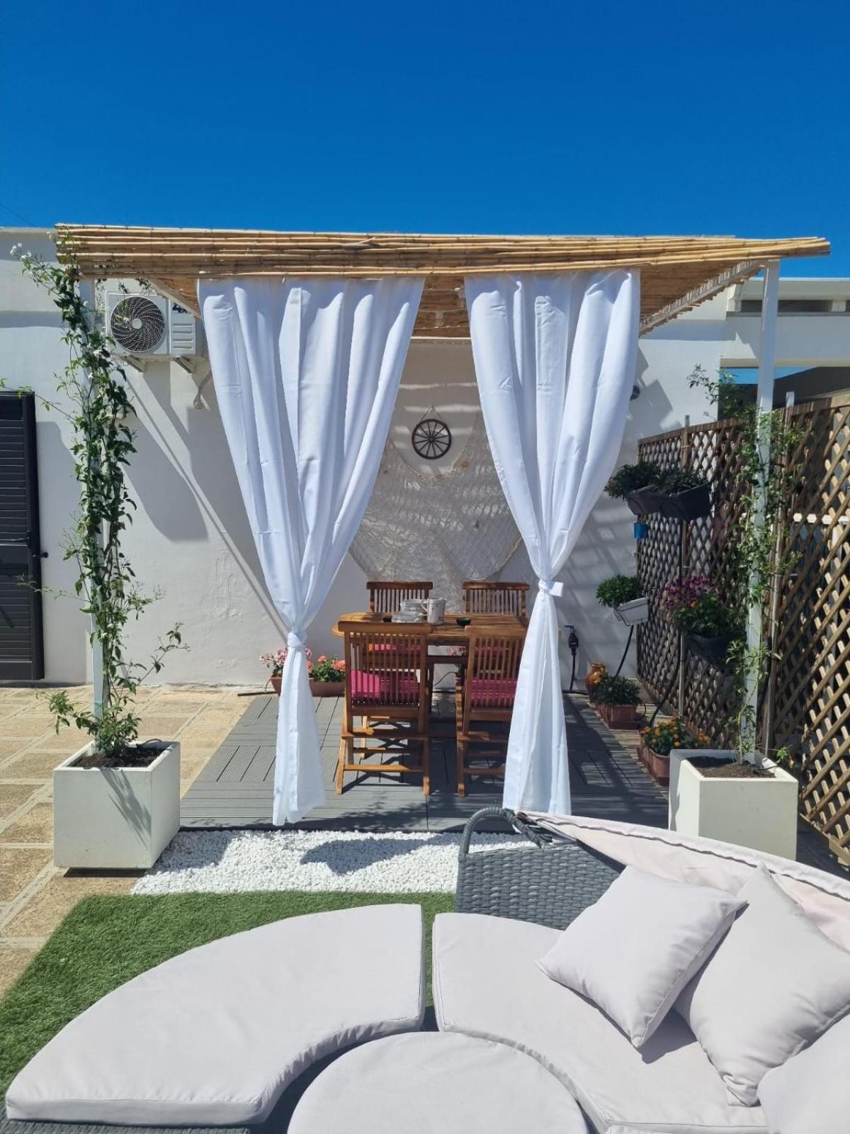 Villa La Terrazza Di Zoe - Castromediano à Cavallino di Lecce Extérieur photo